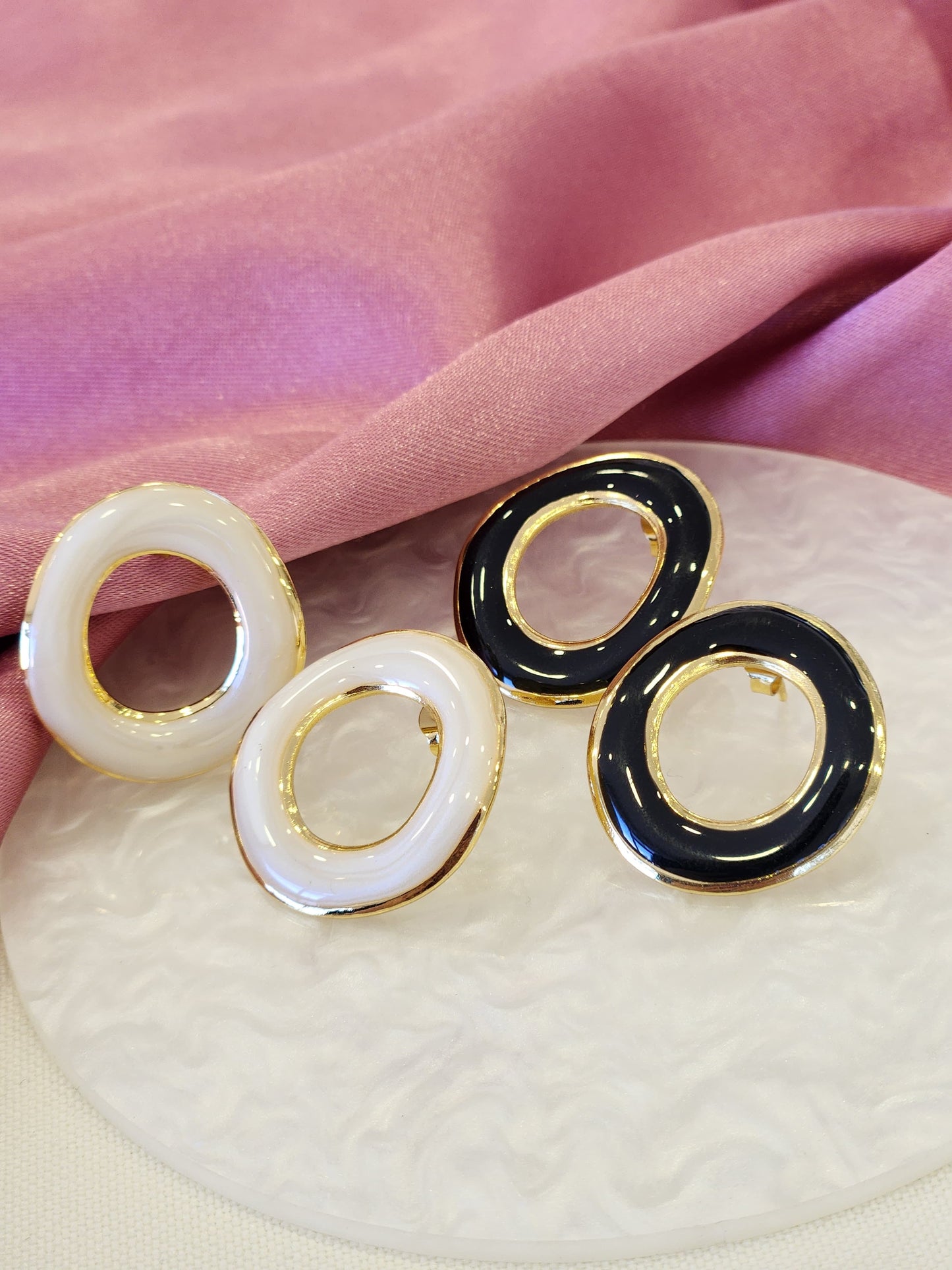Aretes circulares huecos