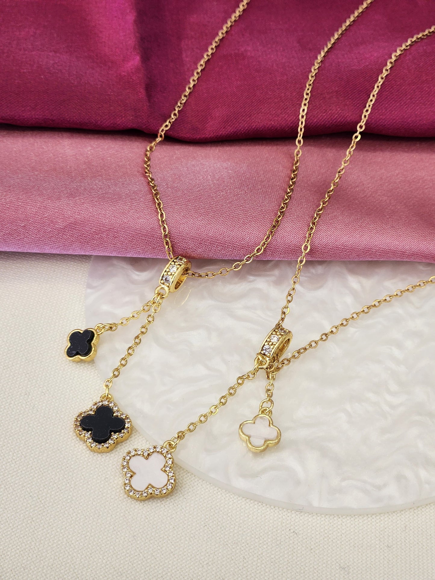 Collar doble trebol colgante zirconia #G6 #G23