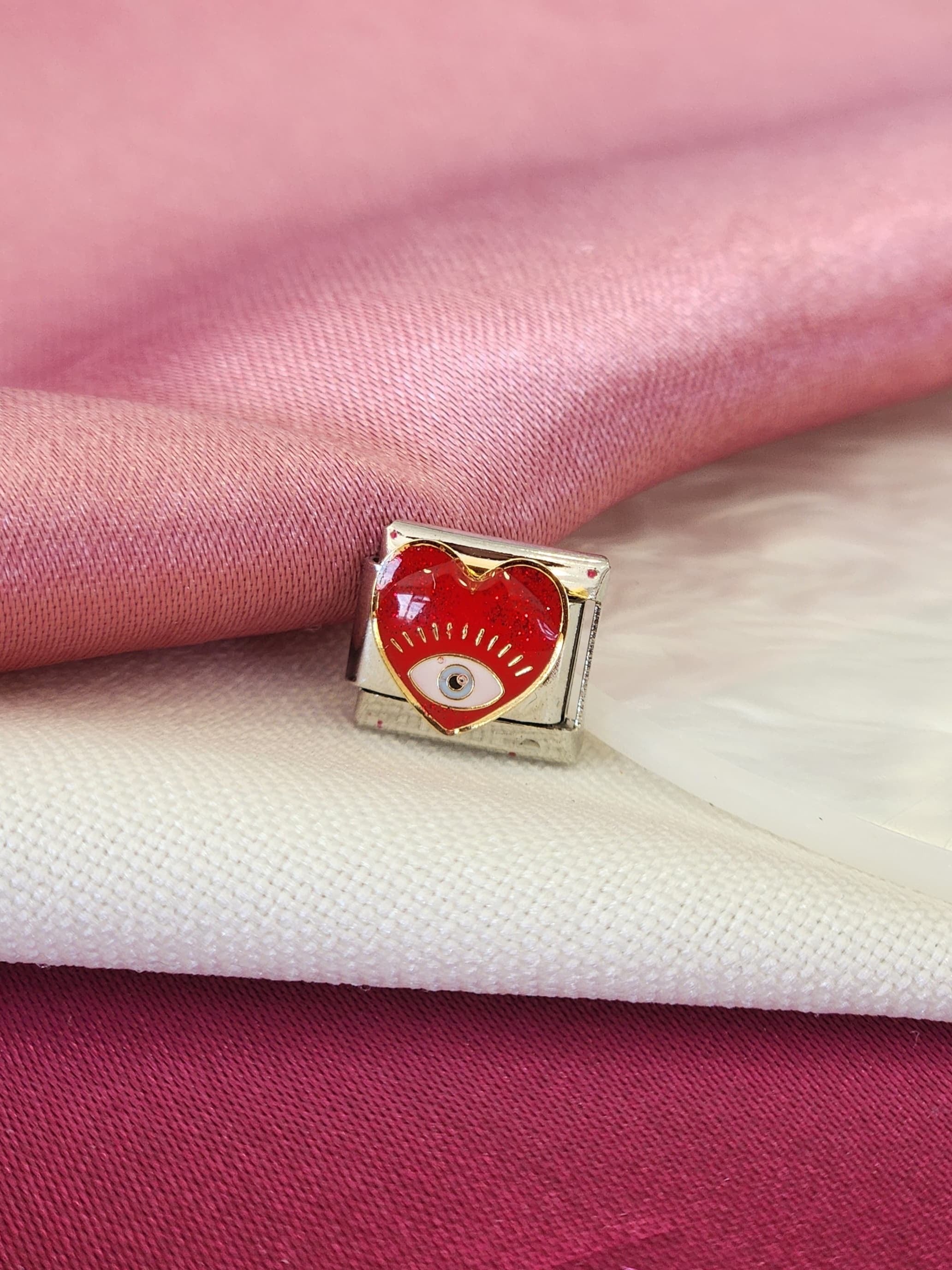 Charm corazon rojo plateado