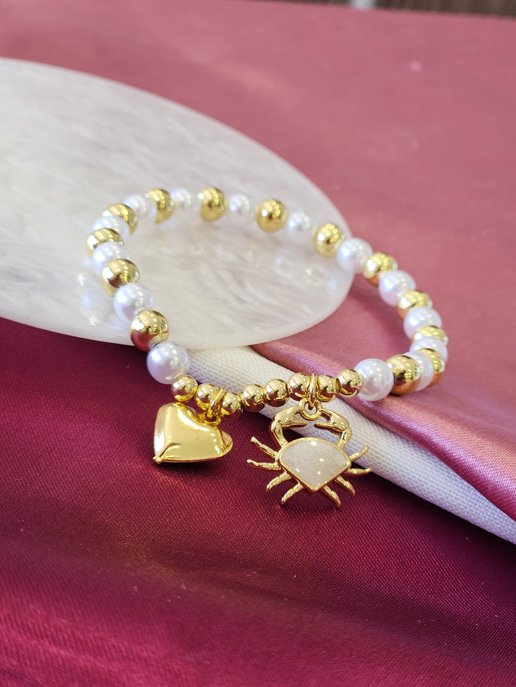 Pulsera perla bolitas doradas corazon cangrejo #E20