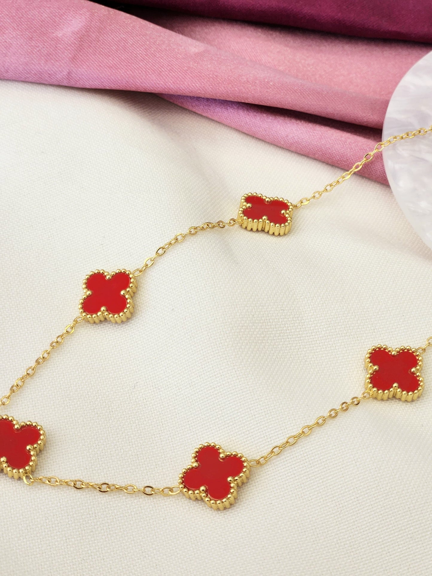 Collar 5 trebol rojo #C195