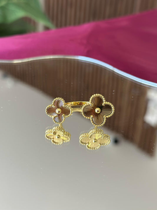 Anillo doble trebol dorado #23C