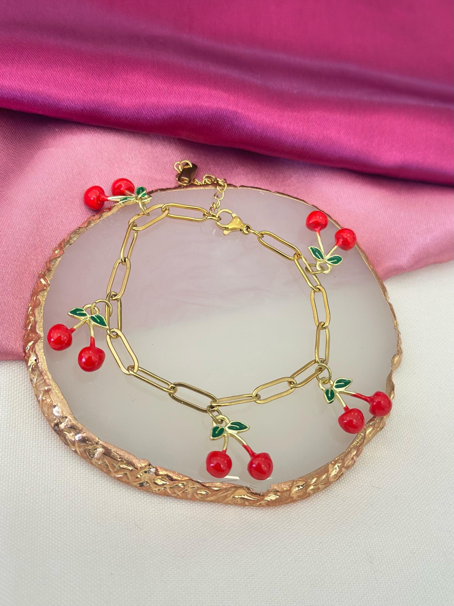 Pulsera 5 cerezas #C145