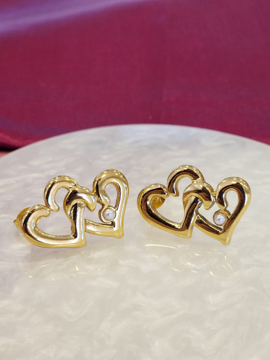 Aretes corazon doble con perla #G43