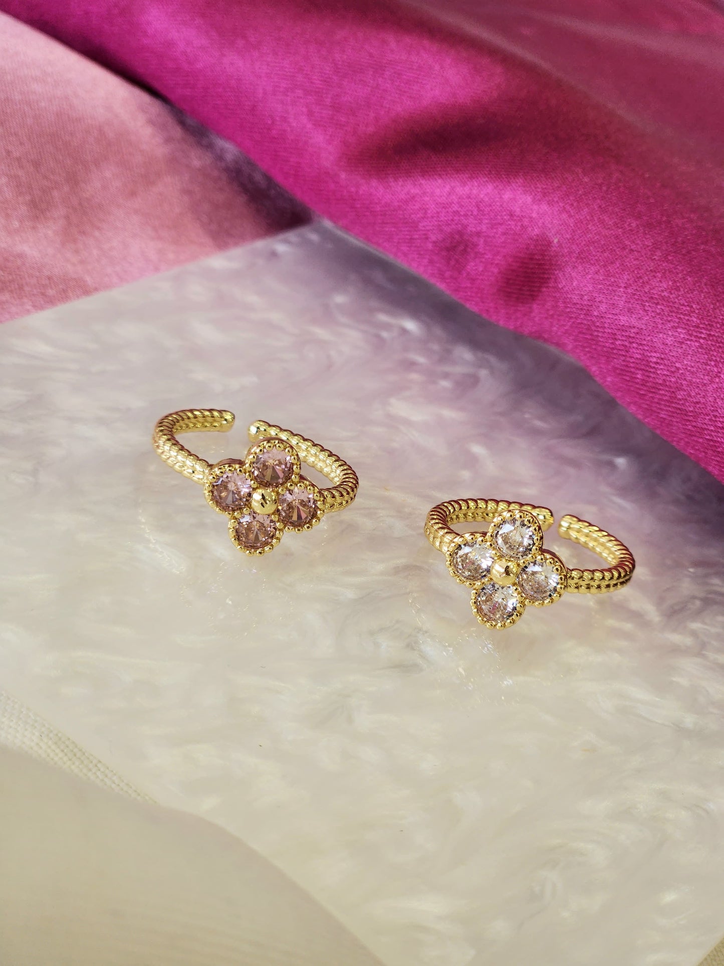 Anillo trebol dorado lineas #229C