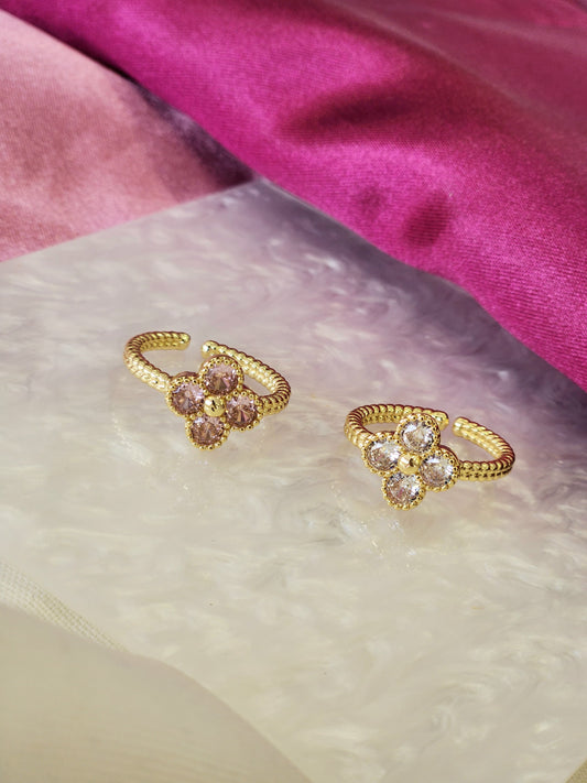 Anillo trebol dorado lineas #229C