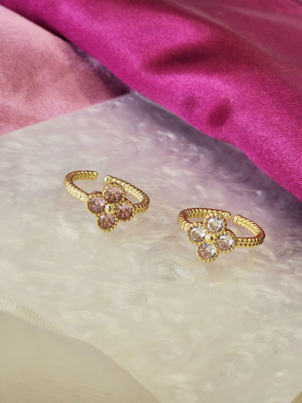 Anillo trebol dorado lineas #229C