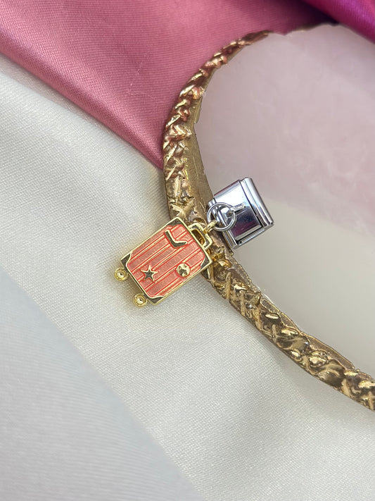 Maleta charm #3