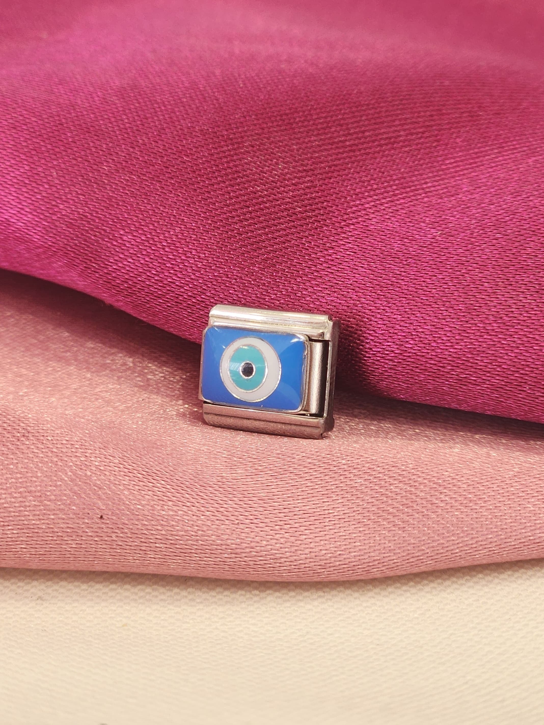 Charm ojo azul aqua