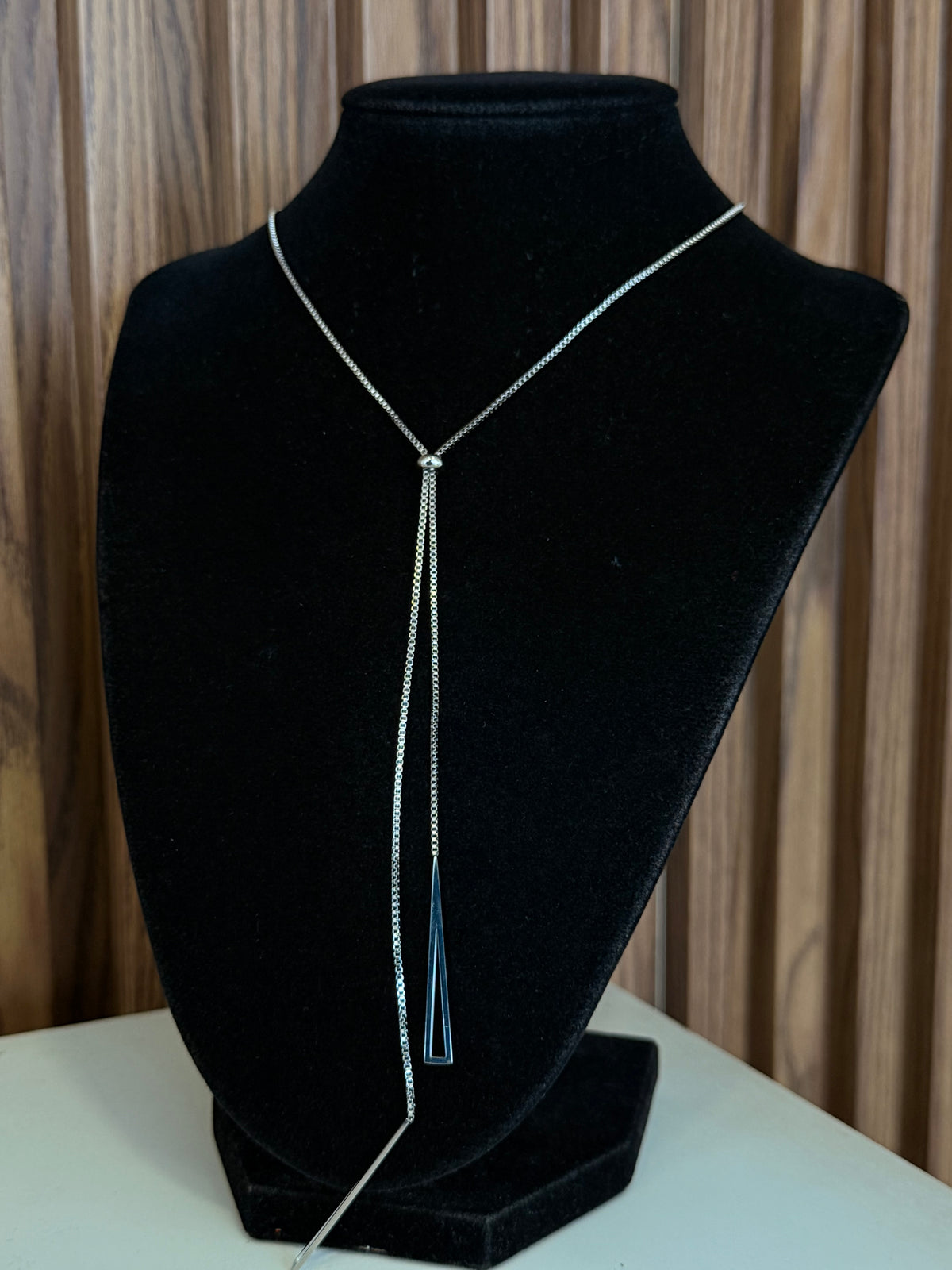 Collar corbatin triangulos alargados #H22