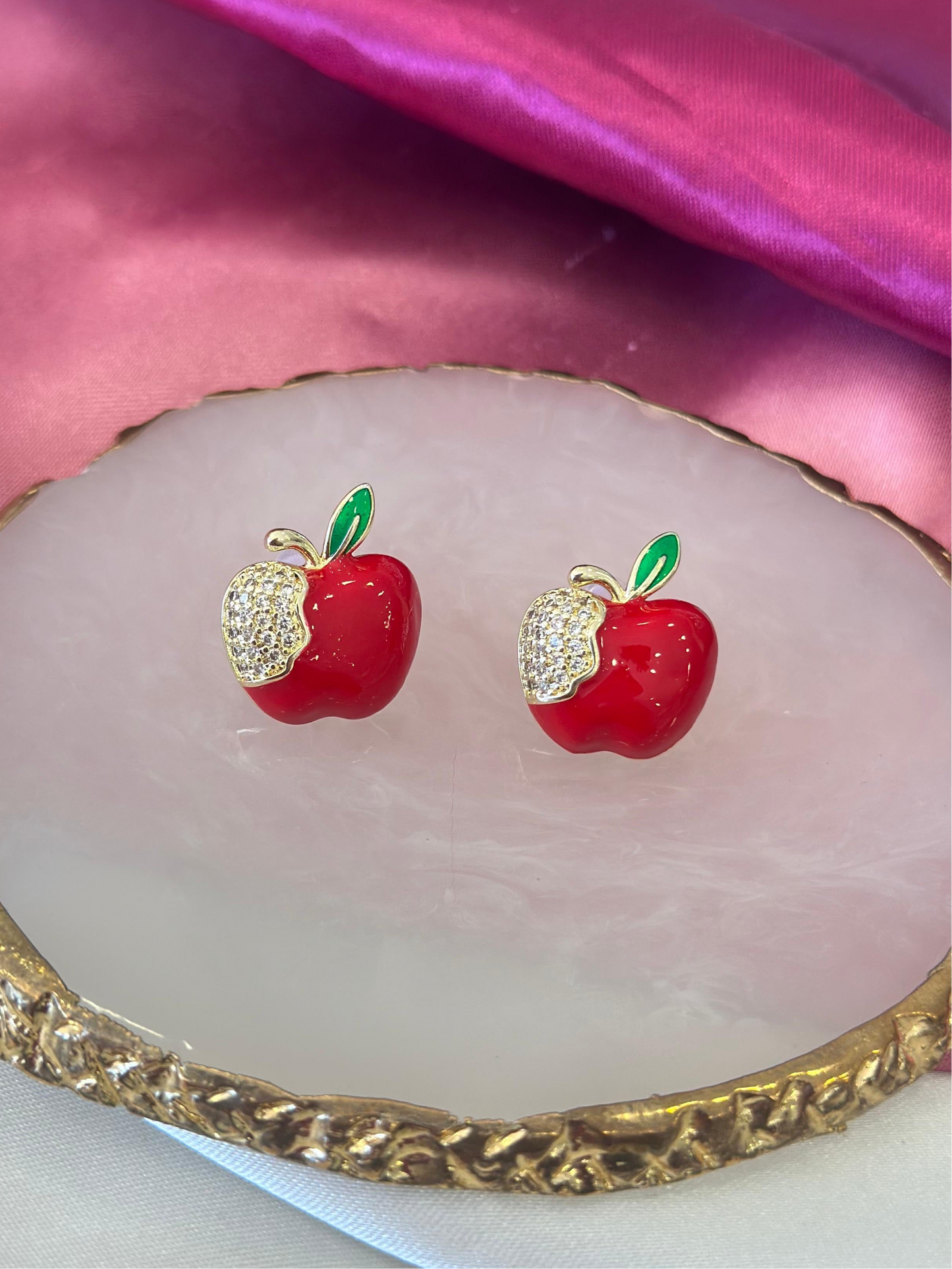Aretes manzanas rojas maestra #127