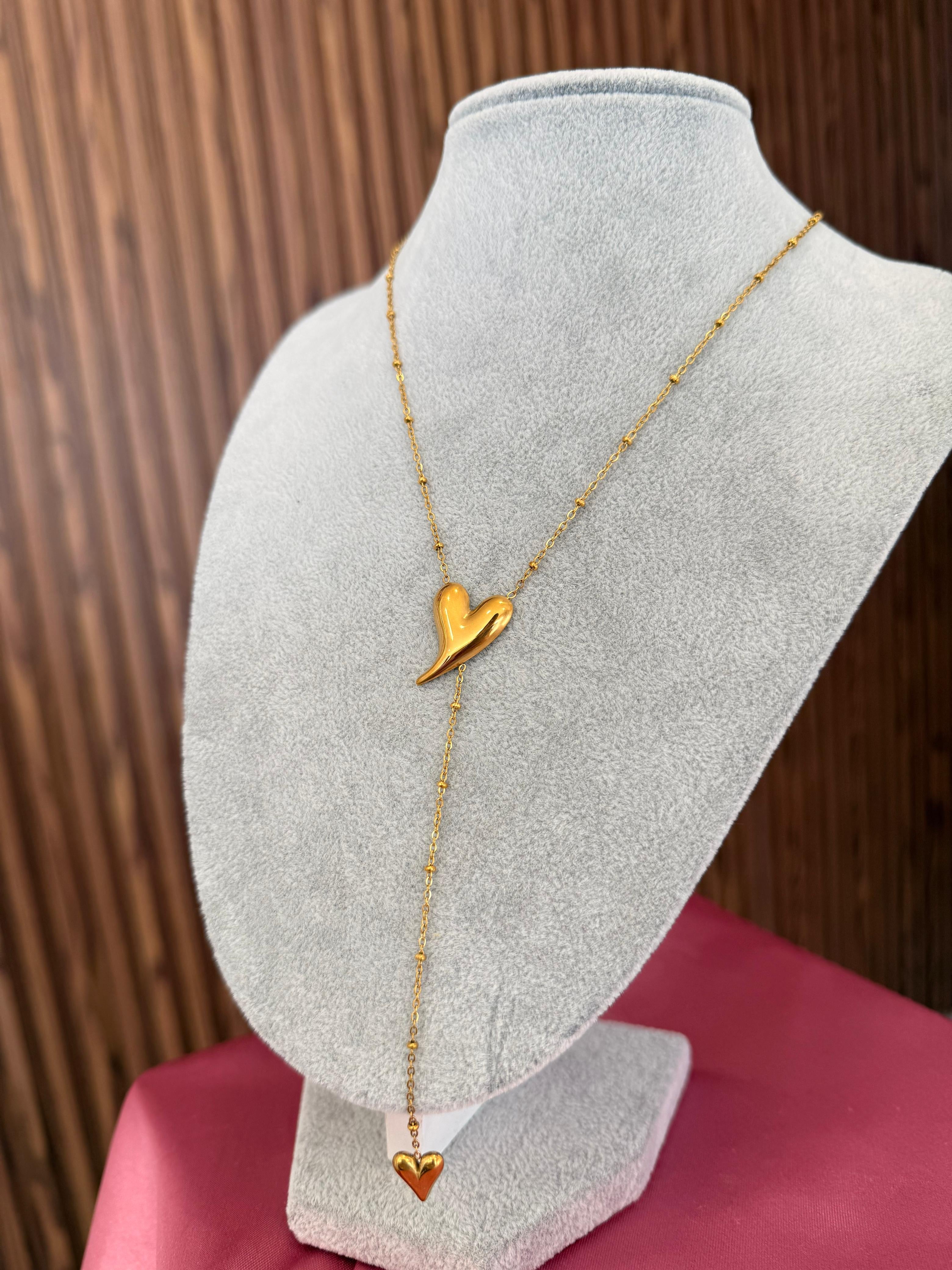 Collar colgante corazon bolitas