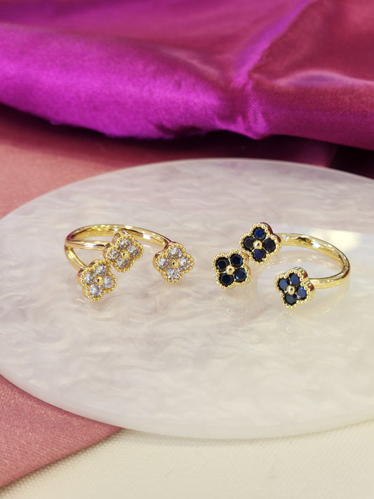 Anillo triple trebol zirconia