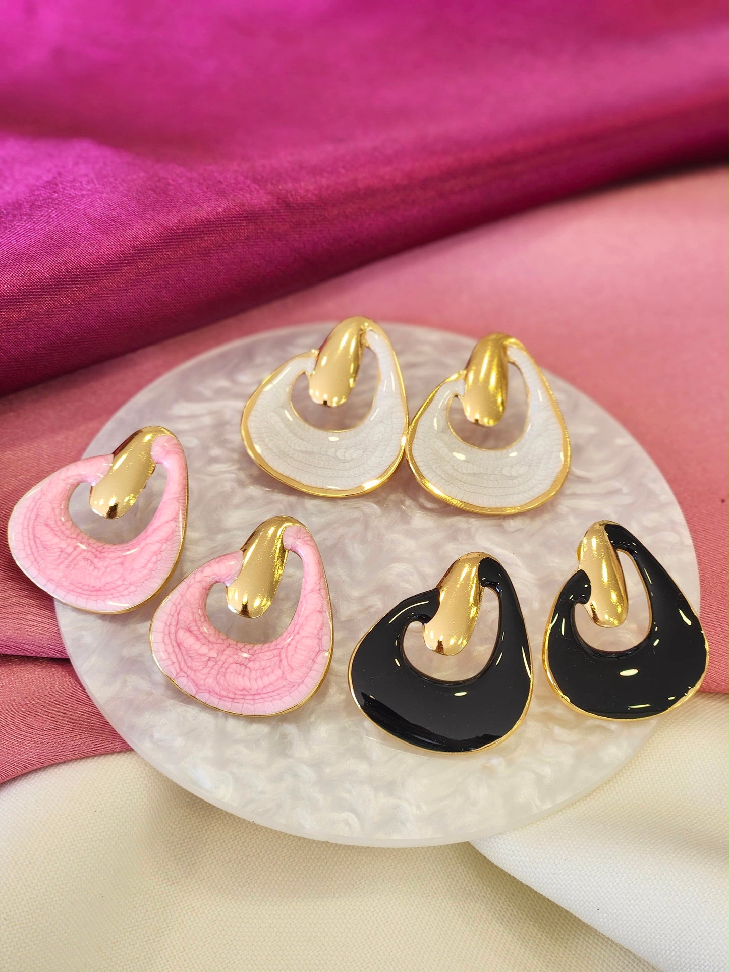 Aretes triangulo circular gancho