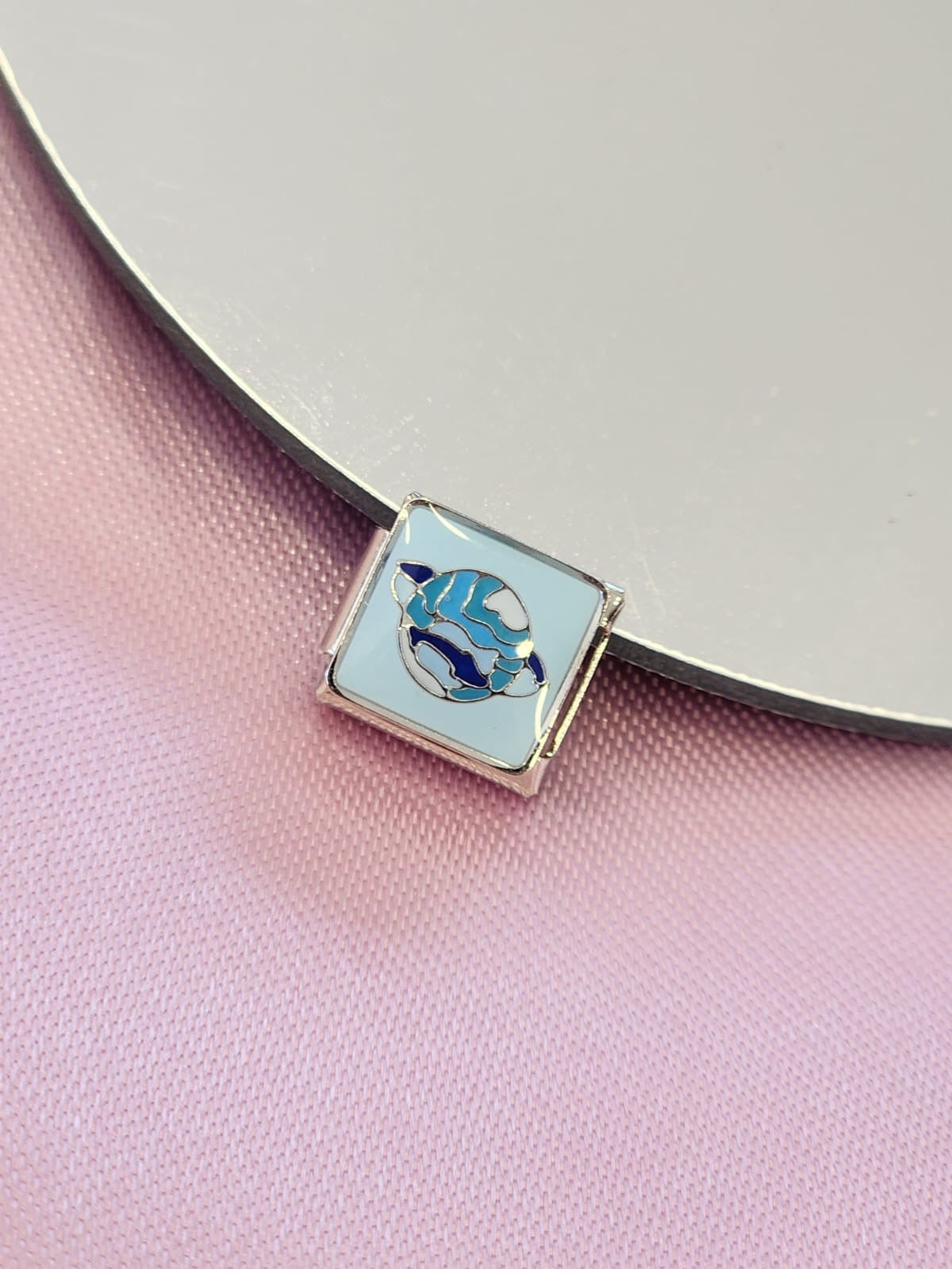 Charm planeta azul #6