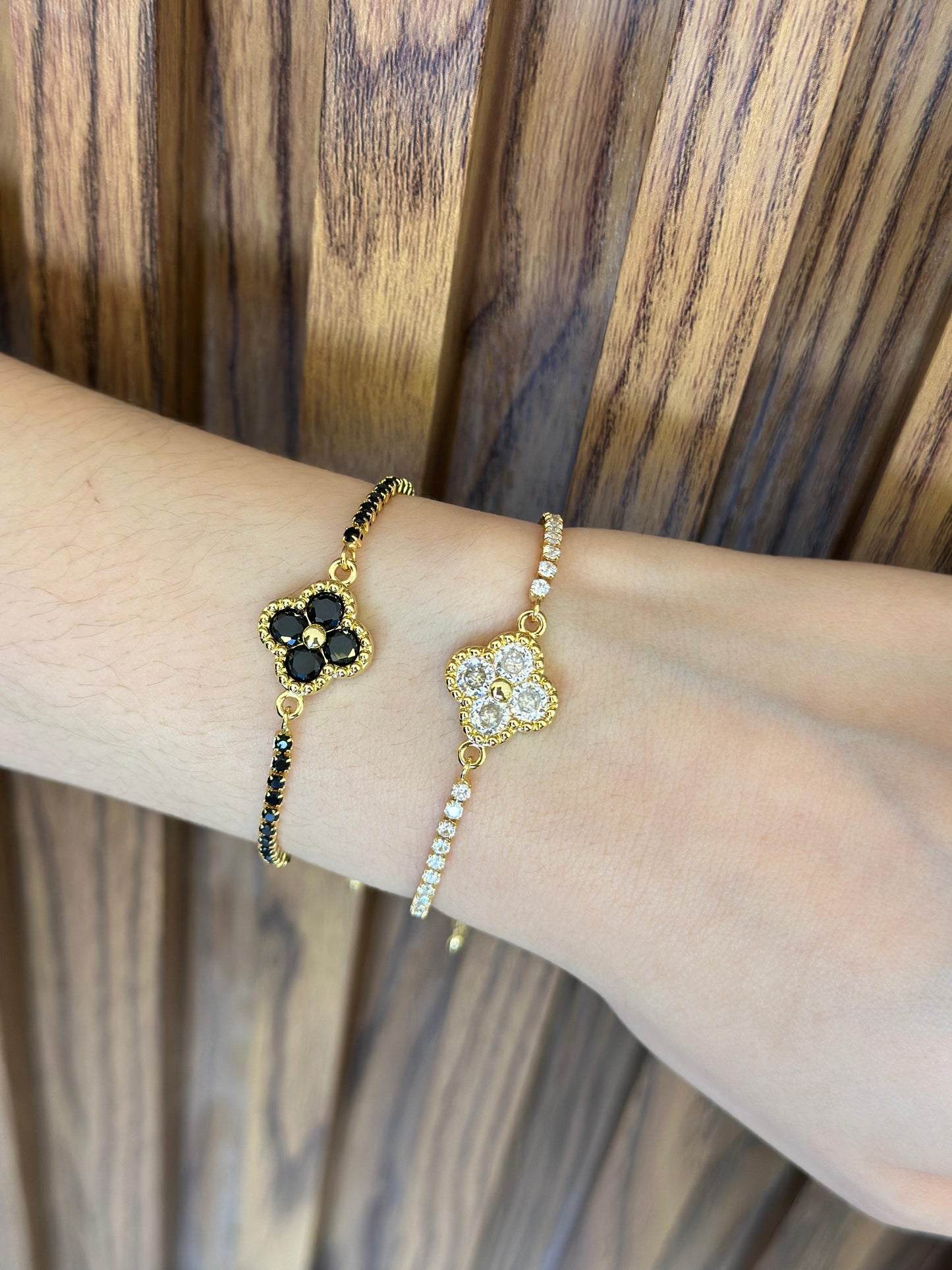 Pulsera trebol zirconia ajustable #G20