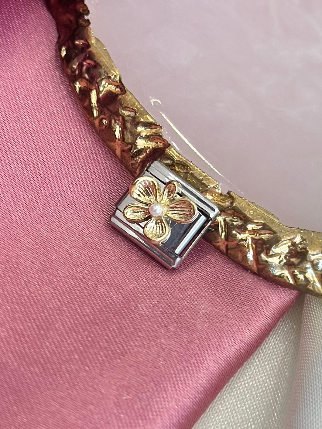 Flor perla centro Charm #4