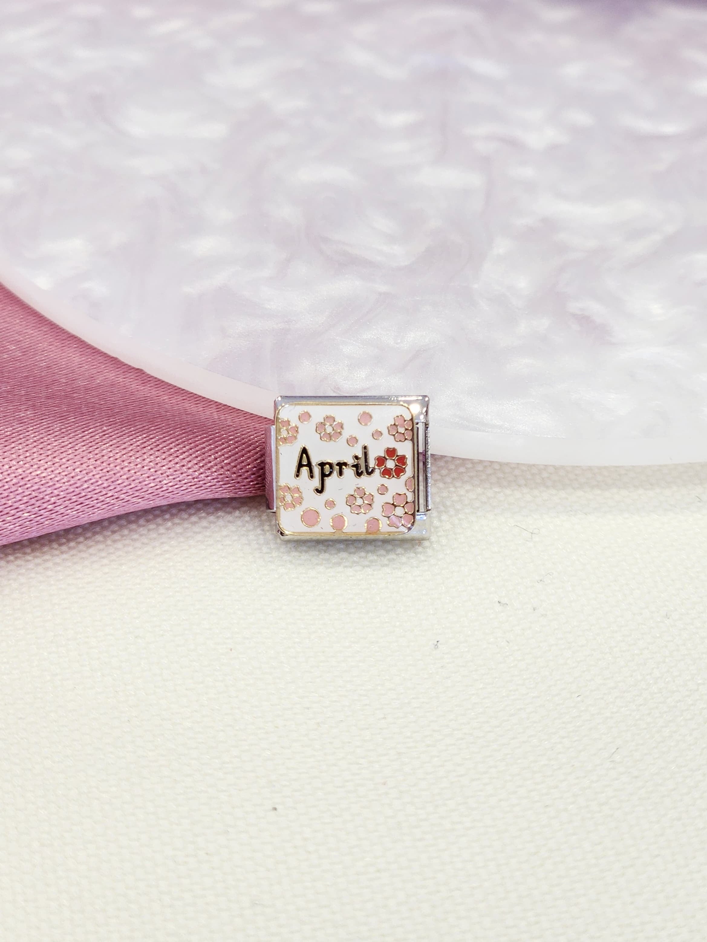 Charm abril #12