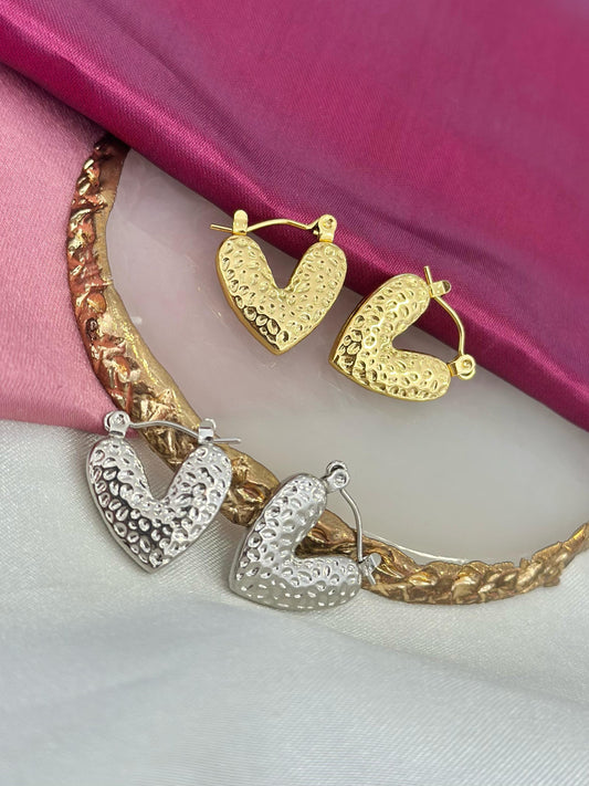 Aretes corazon aplastado puntos #60A