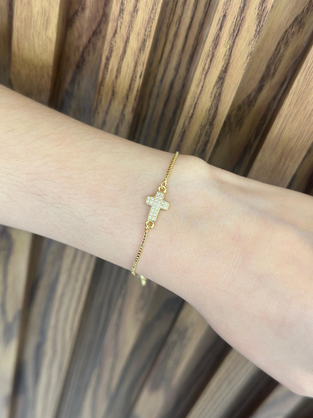 Pulsera cruz zirconia #R