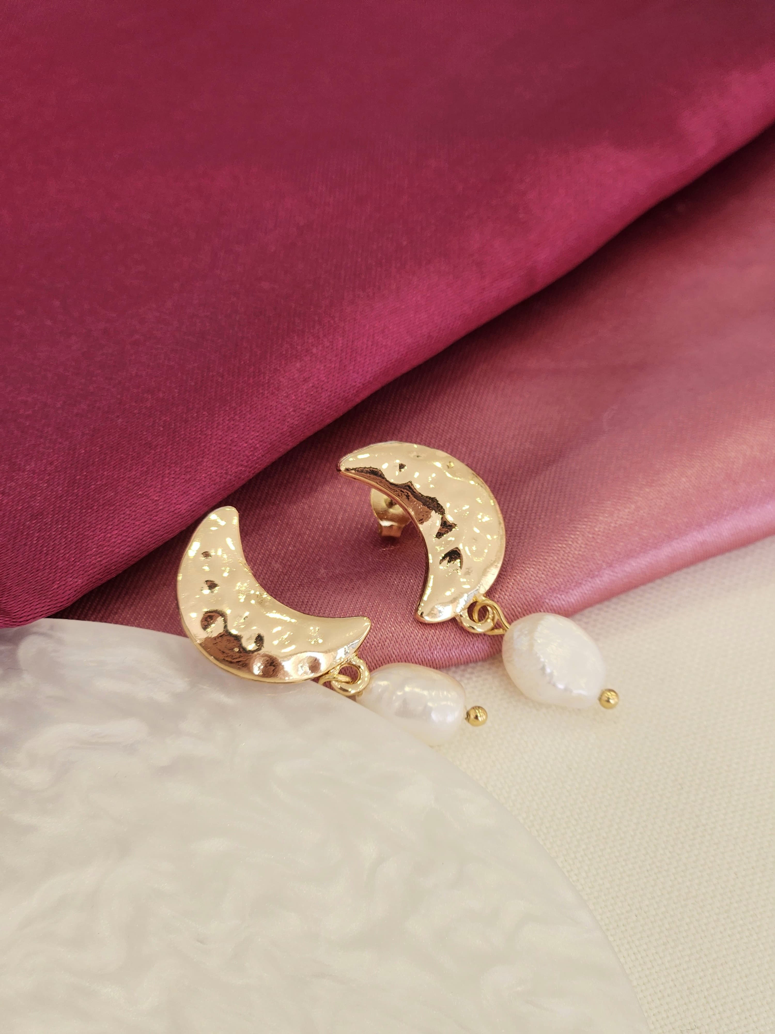 Aretes luna perla colgante #K44