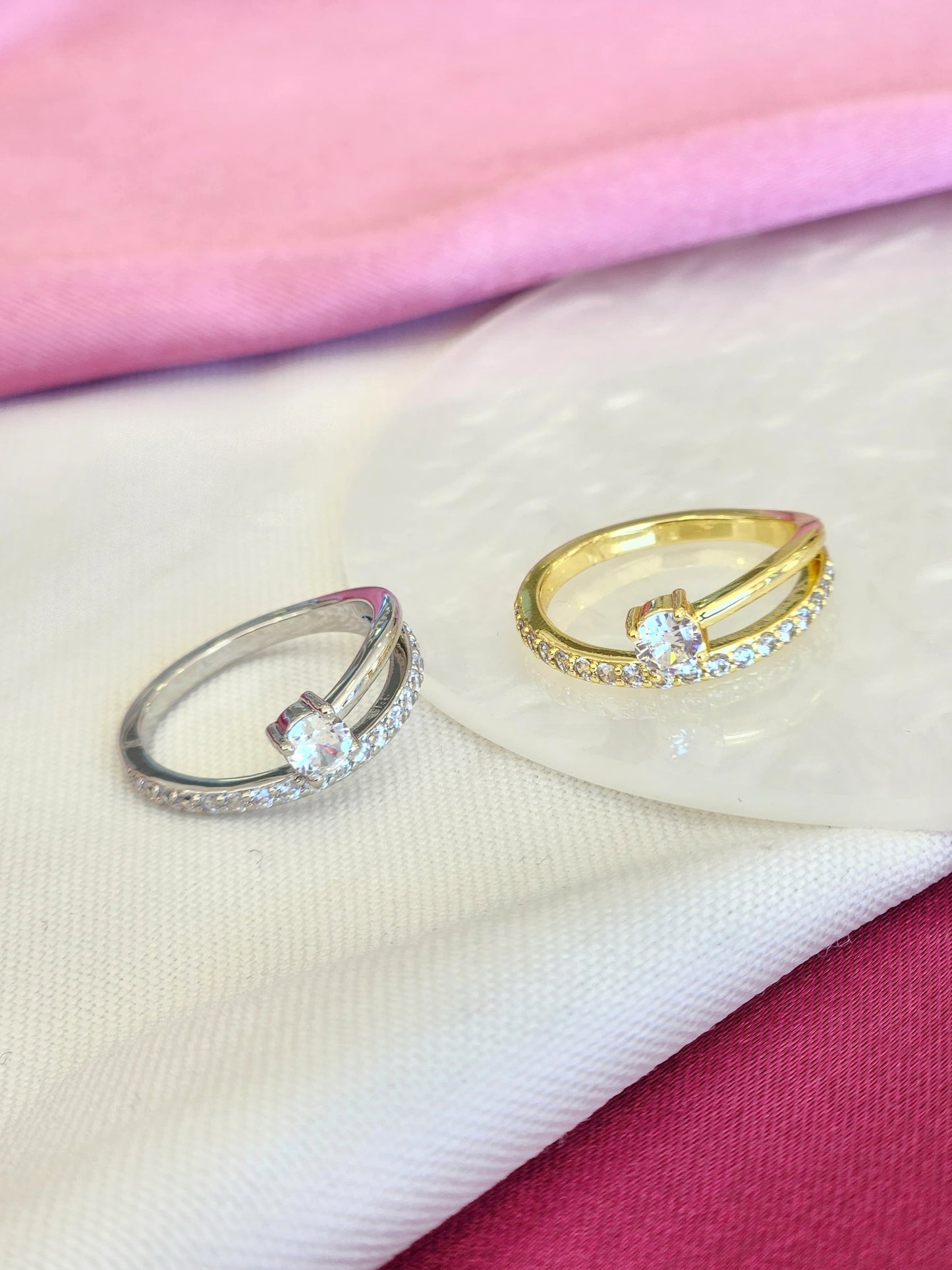 Anillo punto zirconia linea abertura #K21