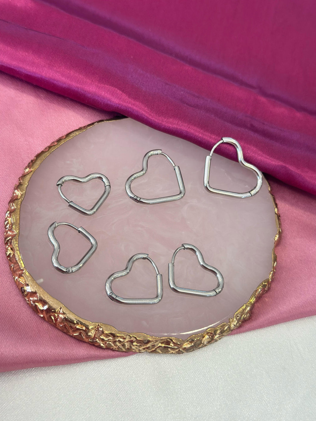 Aretes set corazon plateado simetrico #C136