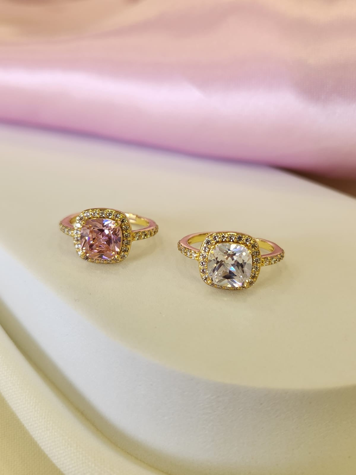 Anillo zirconia cuadrado rosa #C215