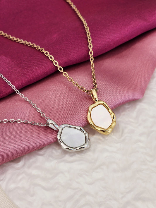 Collar madre perla irregular marco #EE