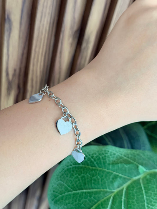 Pulsera corazones candado colgantes