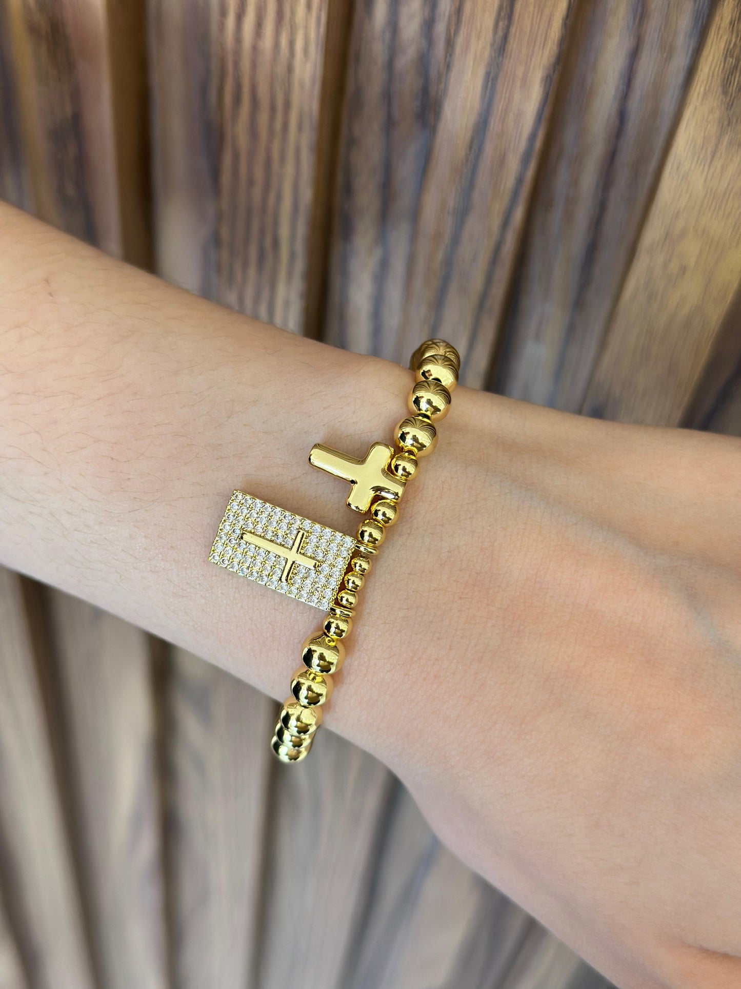 Pulsera rectangulo cruz bolitas #K64