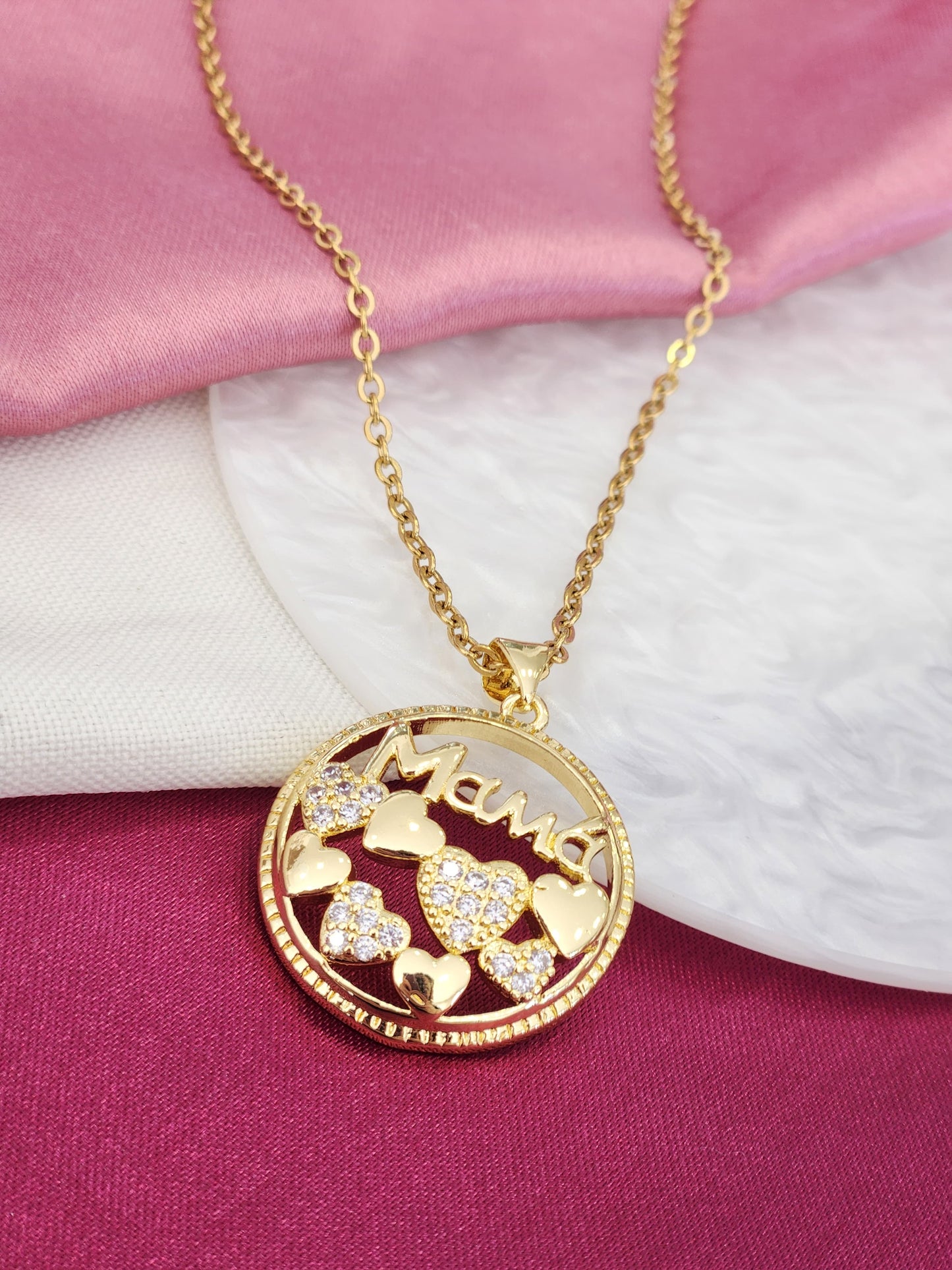 Collar circulo mama con corazones dentro #1