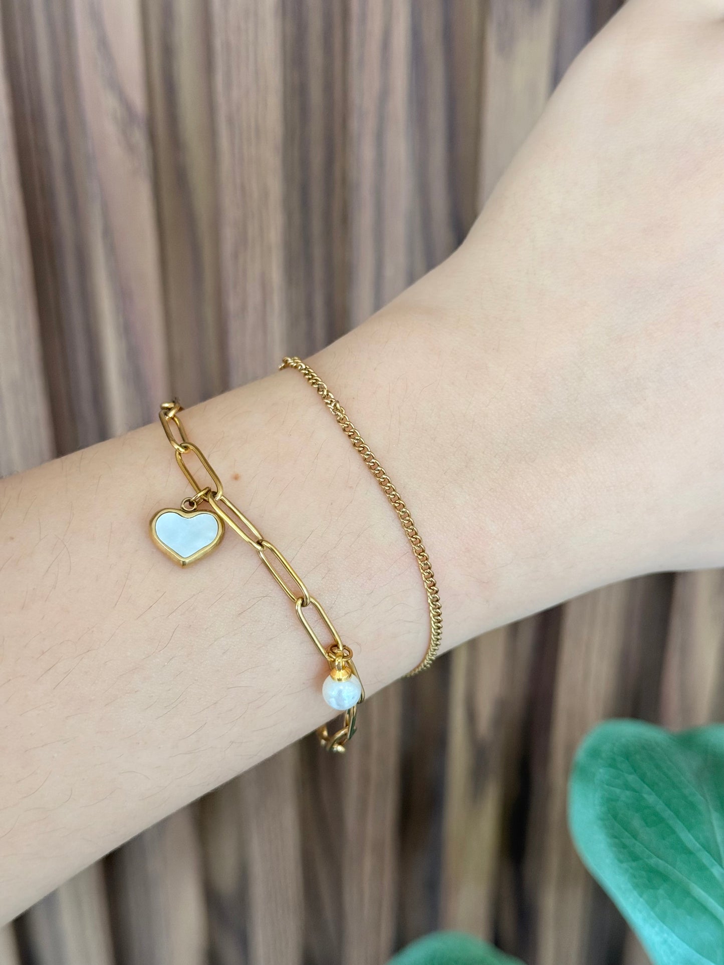 Pulsera doble corazon madre perla eslabones delgados y minis #J42