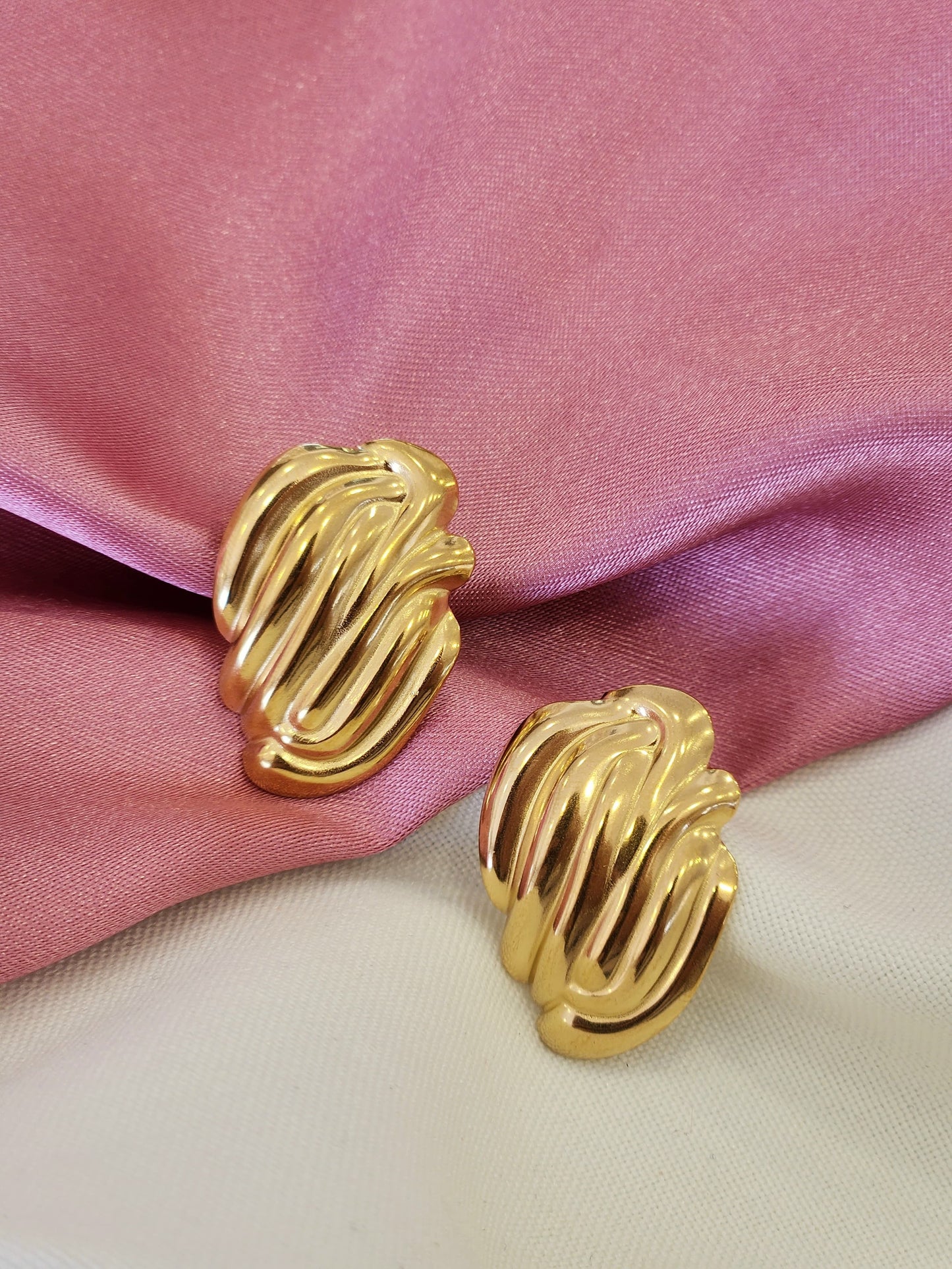 Aretes lineas entrelazadas #B4.11