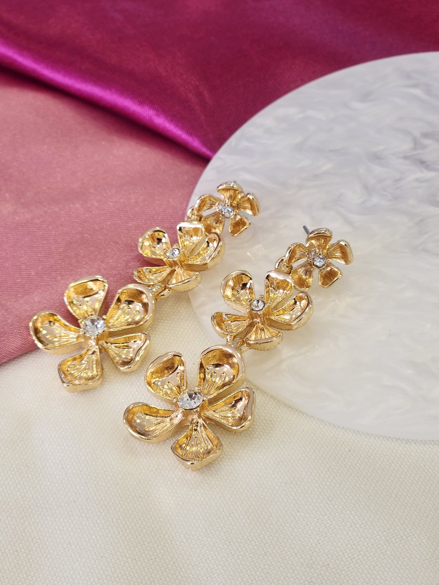Aretes triple flor zirconia #J41