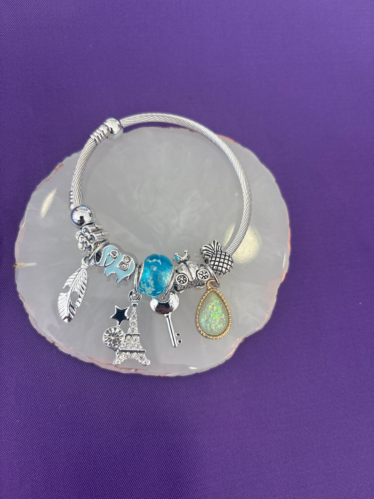 Pulsera tipo pandora con charms elefante hoja torre