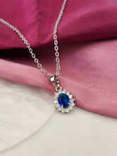 Cargar imagen en el visor de la galería, Collar plateado zirconia azul #ZZZ3
