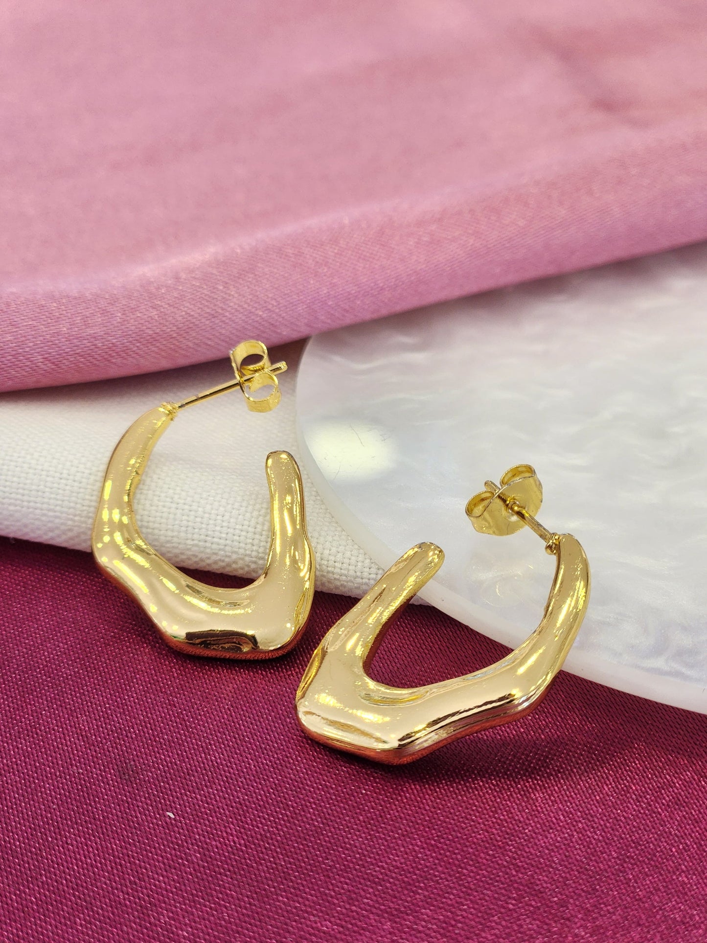 Aretes dorados irregulares #204