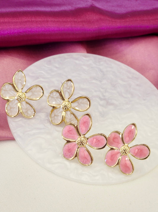 Aretes flor petalos colores contorno
