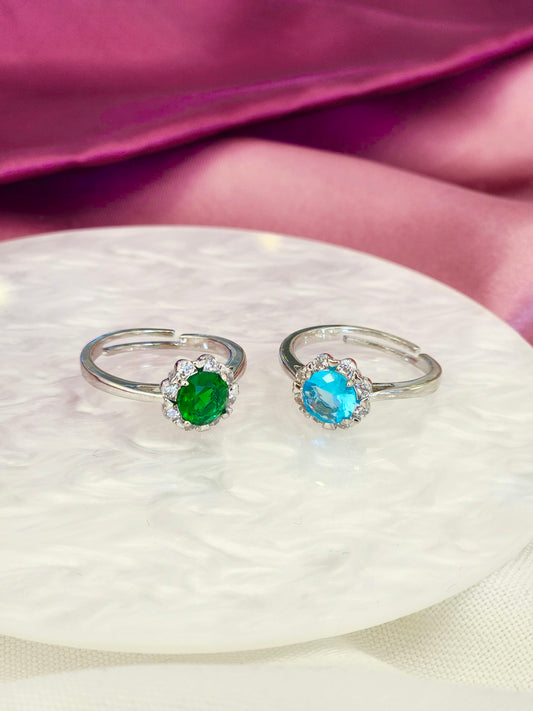 Anillo plateado piedra circular #N32