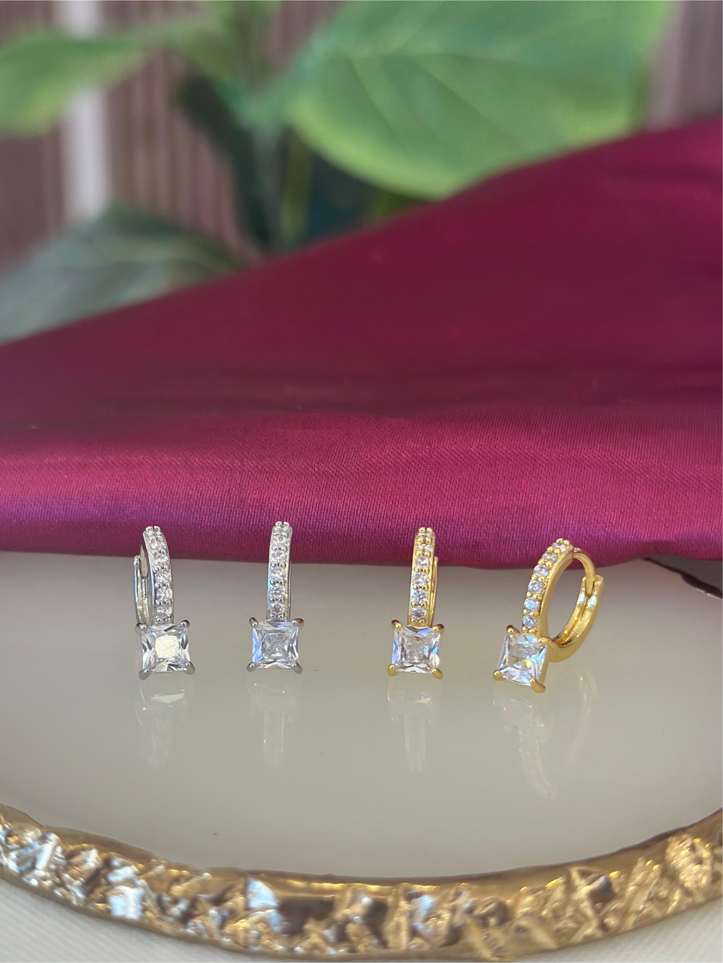 Aretes zirconia cuadrada chica #1.1