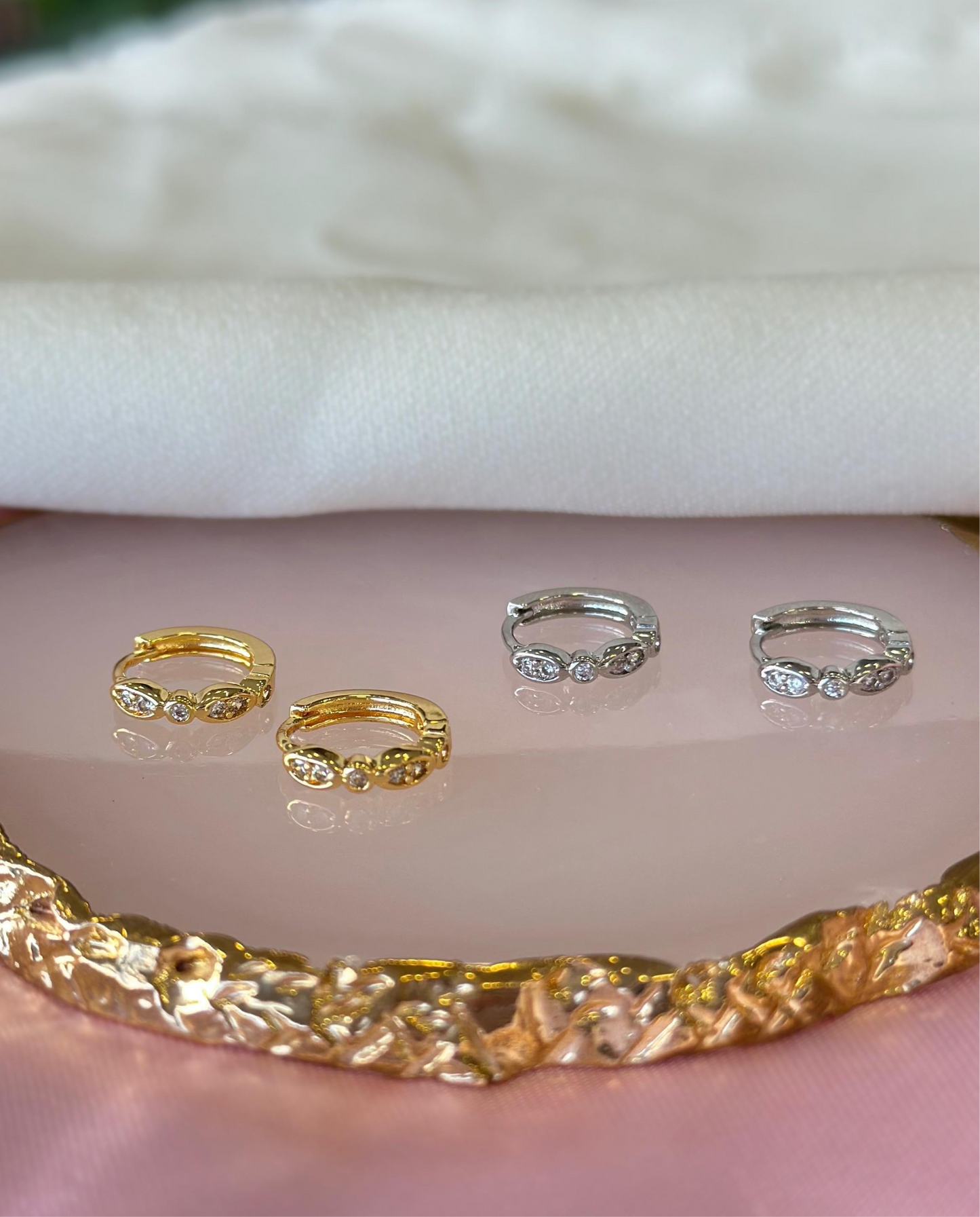 Aretes ovalados con circulo #C116