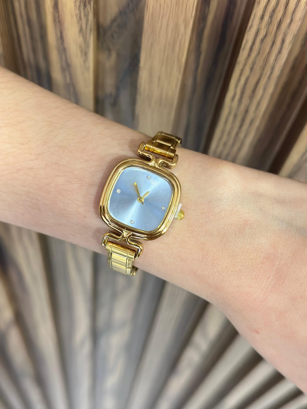 Reloj azul dorado semi cuadrado #G20