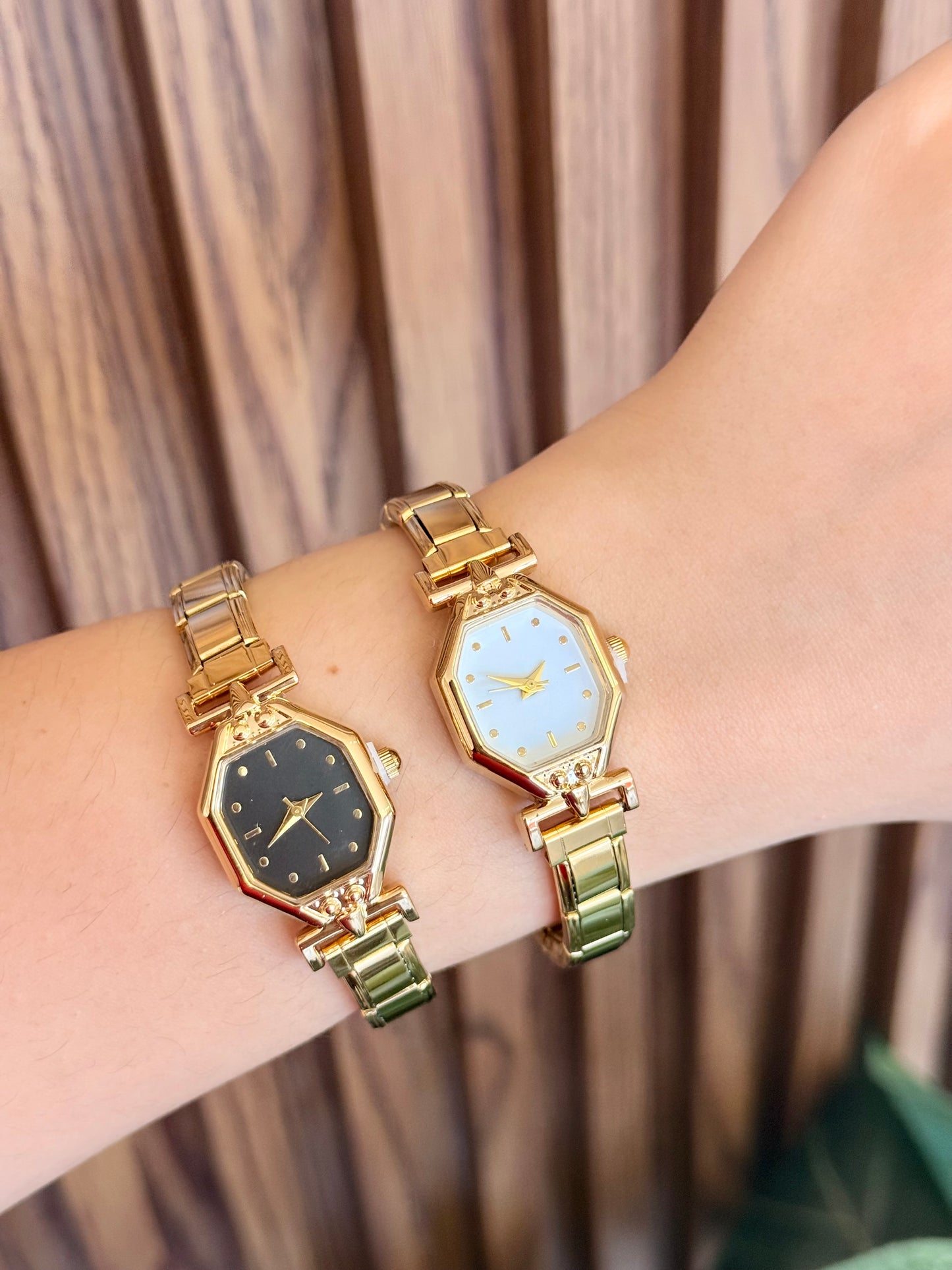 Reloj dorado octagonal doble punto K31.1 K55