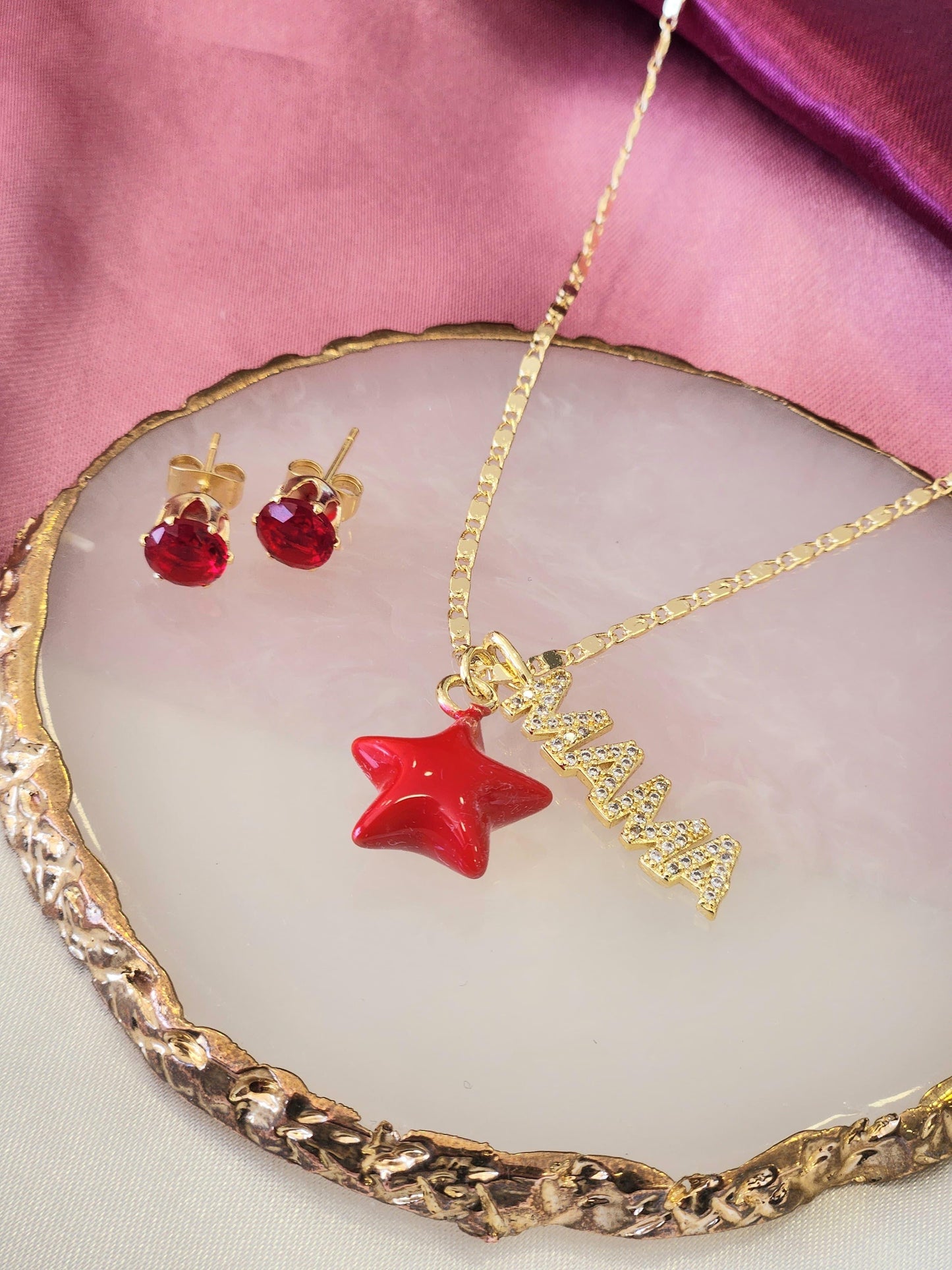 Set collar y aretes mama zirconia con estrella roja #E14