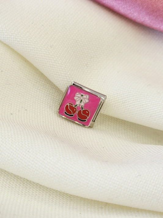 Cereza moño fondo rosa Charm #5