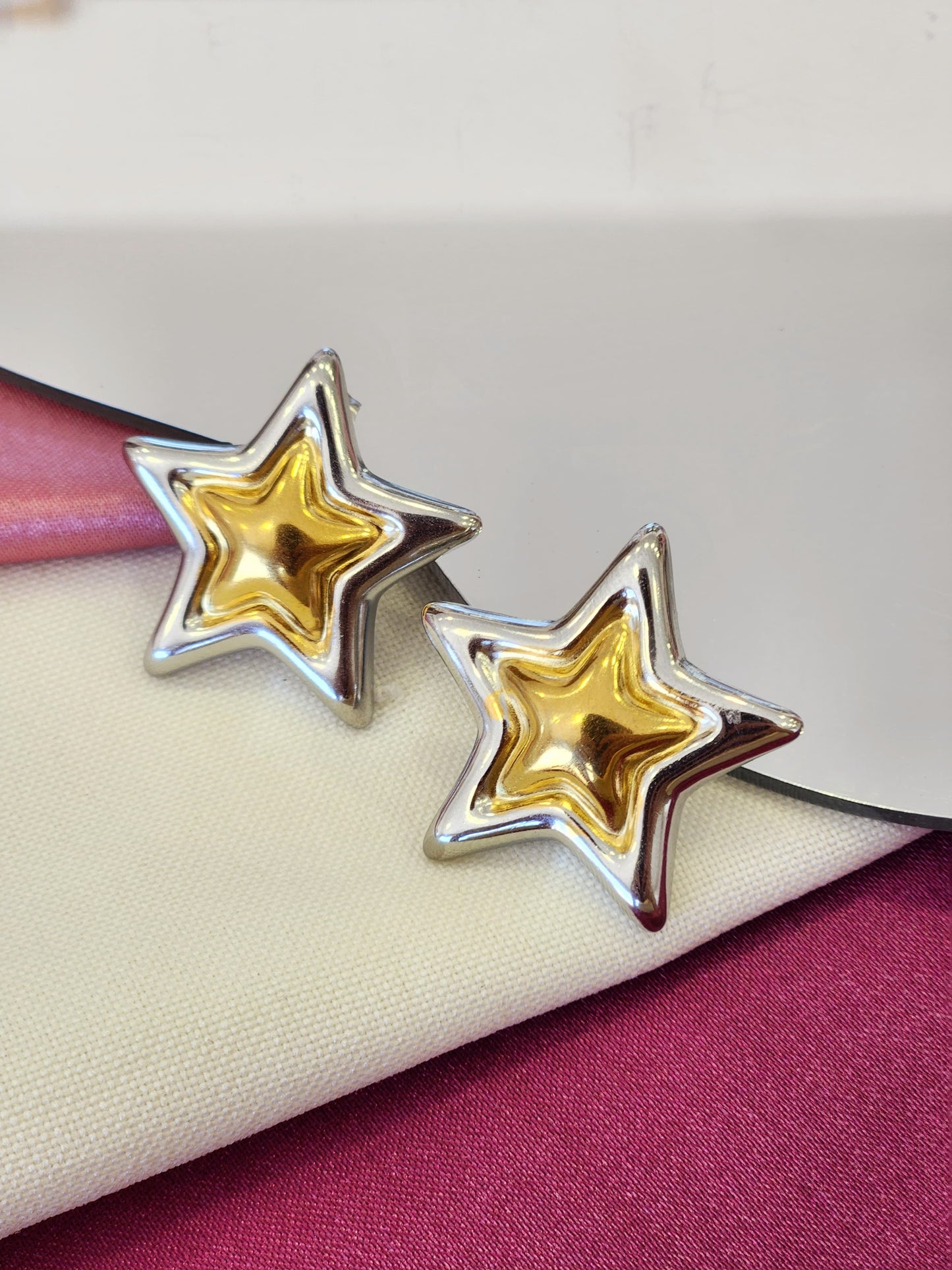 Aretes bicolor estrella interna #K37.1 y #K40