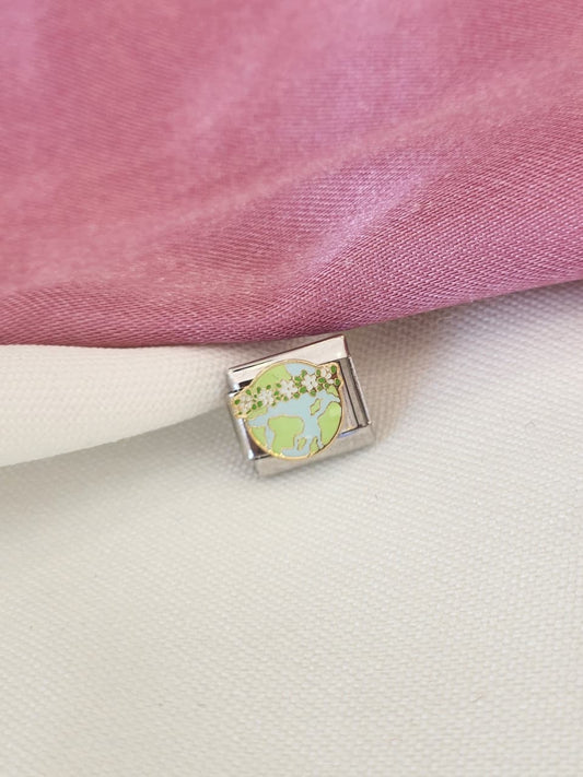 Charm planeta con flores plateado #14