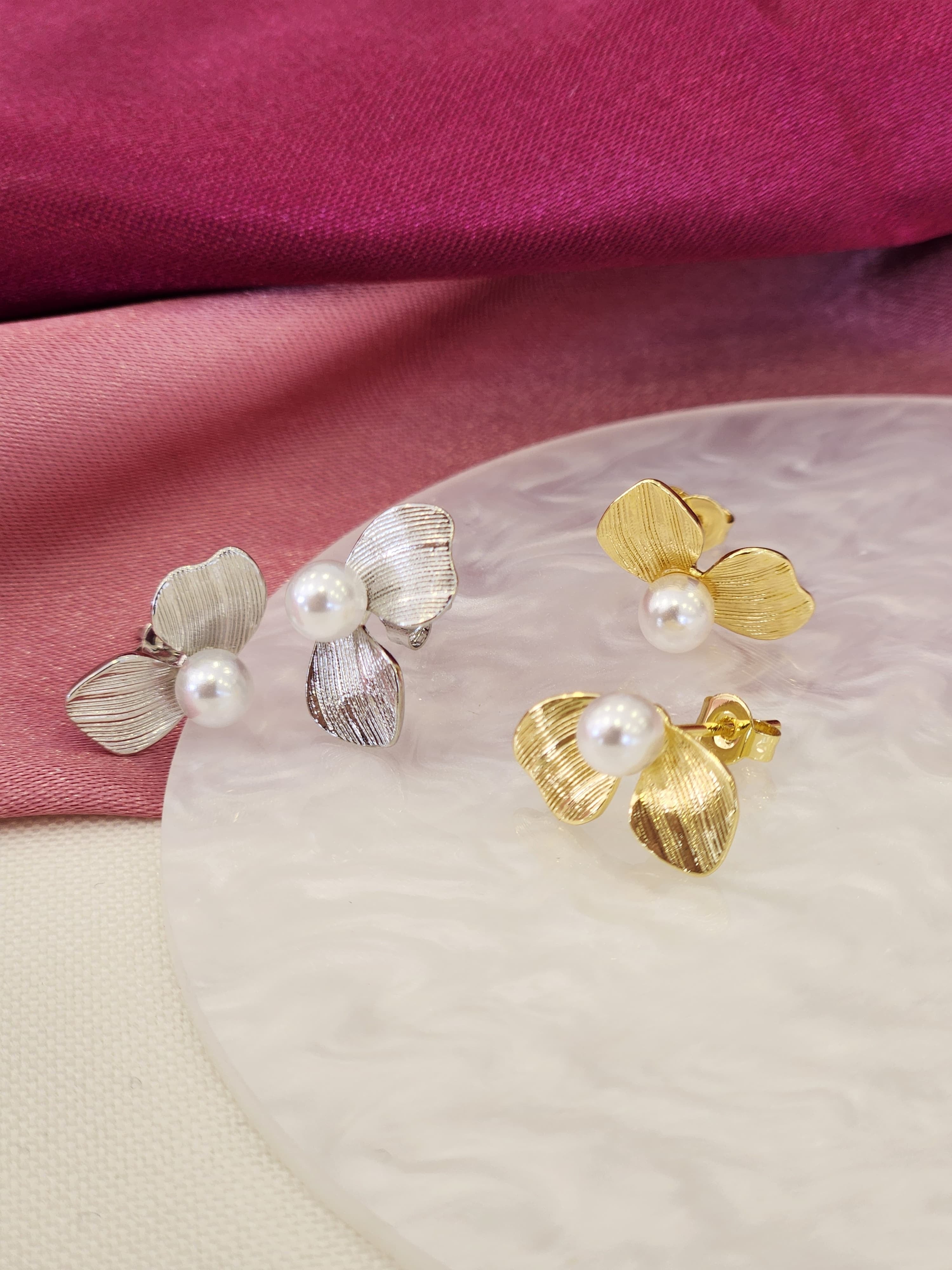 Aretes petalos perla #C143.4