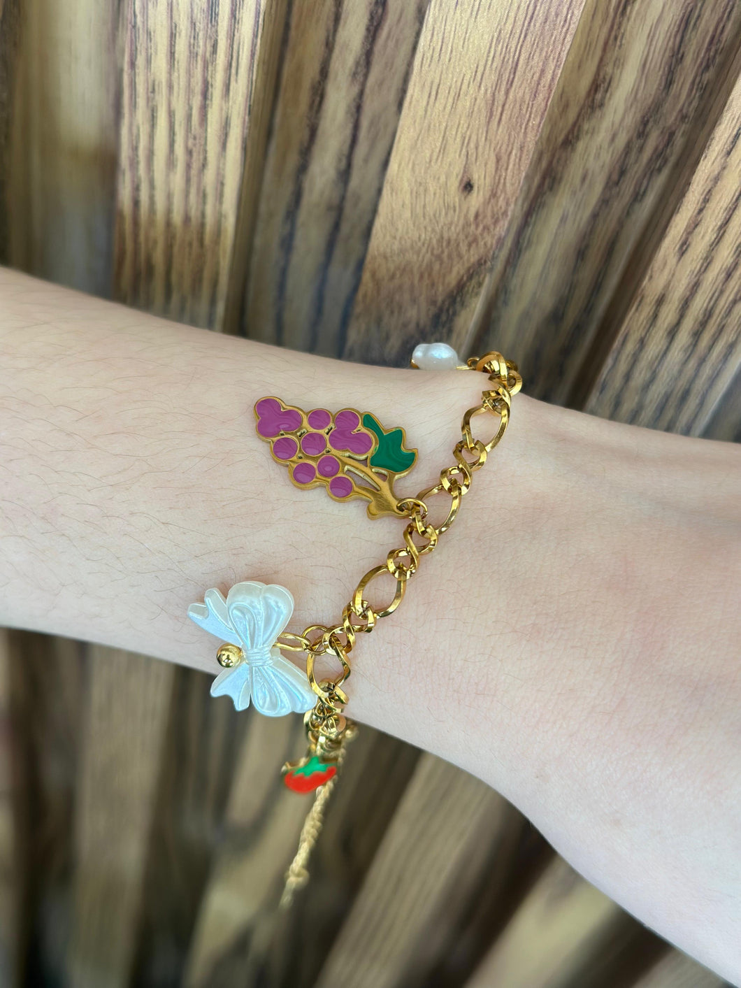 Pulsera frutas perlas